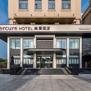 Mercure Hongqiao Hotell